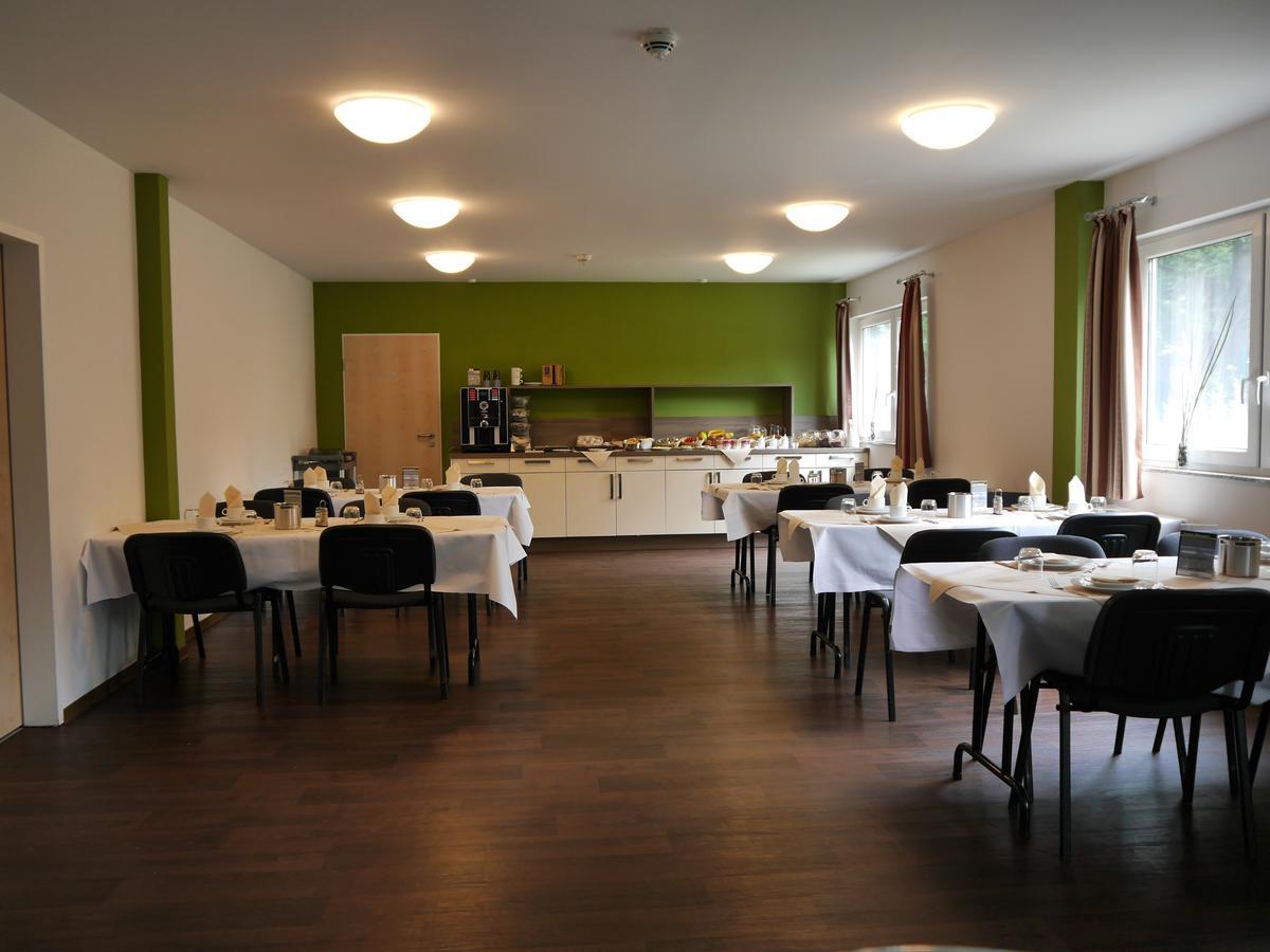 Ruhrstadtarena Hotel แฮร์เนอ ภายนอก รูปภาพ